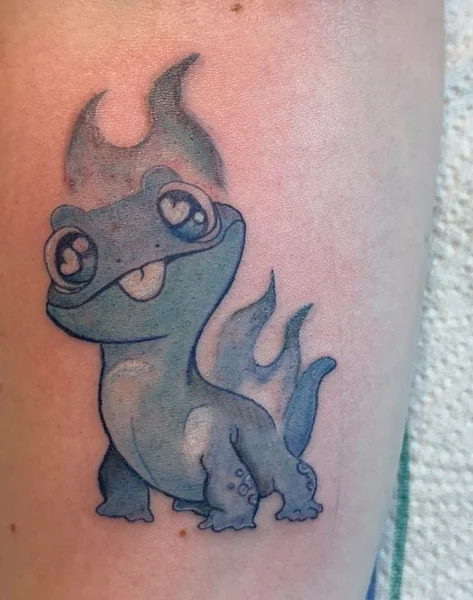 Blaue Fantasiefigur – Tattoo von Mahdi bei Gestochen Scharf