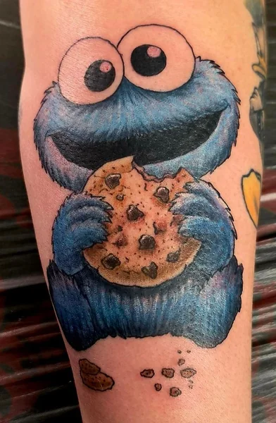 Farbiges Krümelmonster-Tattoo – Tattoo von Micha bei Gestochen Scharf