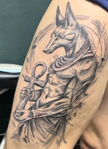 Anubis mit Ankh – Tattoo von Nancy bei Gestochen Scharf